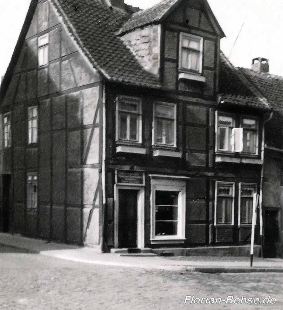 1937