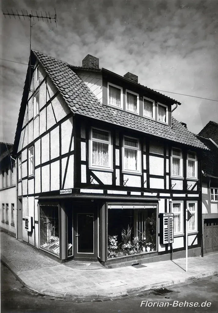1963
